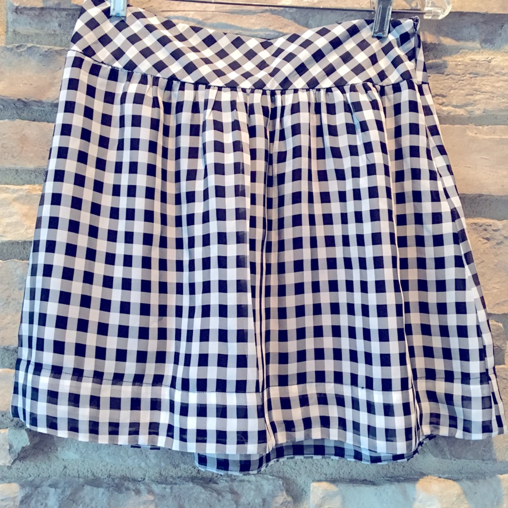 ☀️Price Drop!☀️ Gap Navy/White Checked Mini Skirt